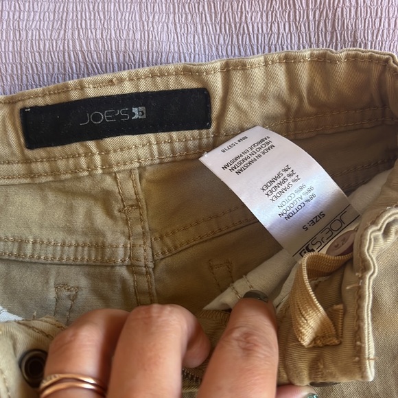 Joes khakis for size 5. Never been worn. - Picture 3 of 4